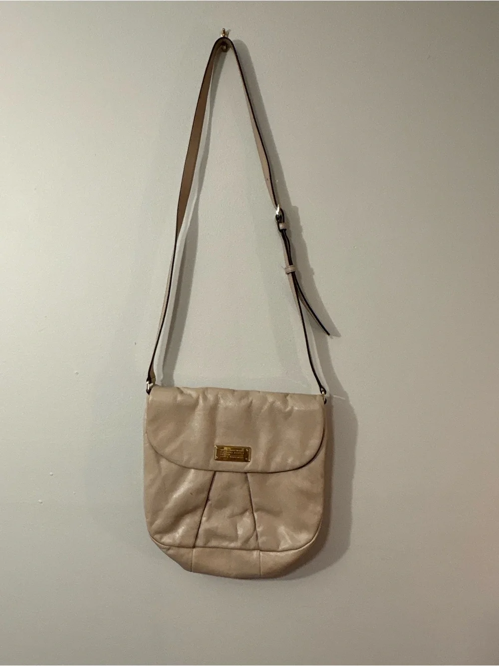 Marc by Marc Jacobs Standard Supply Taupe Leather Crossbody Bag — OS 👜